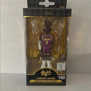 Funko Gold LeBron James Lakers Vinyl Figure Chase